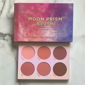 Moon Prism Blush Palette